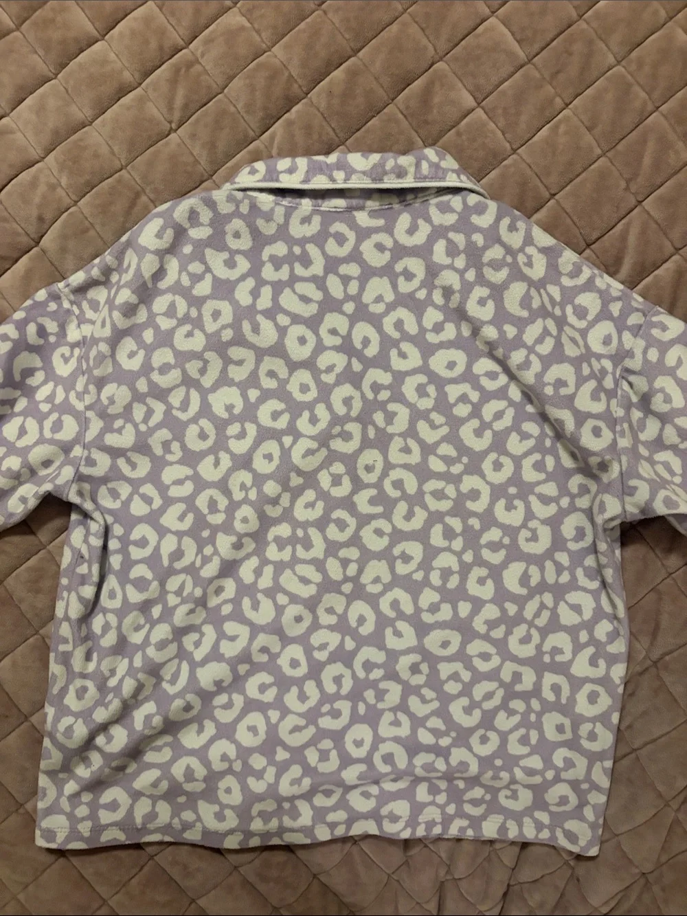 Girls Lavender Leopard Print Short Pajama Set. So soft and comfortable! Size L